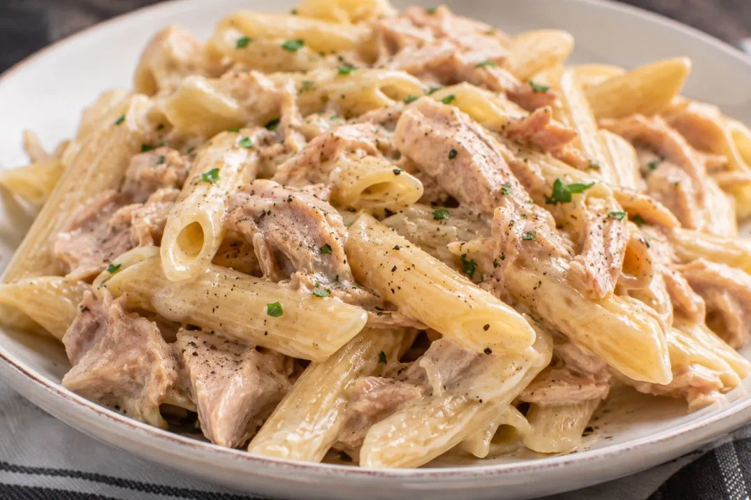 Thunfisch-Pasta – Schnelles Rezept in 15 Minuten (Cremig & Einfach) thunfisch pasta